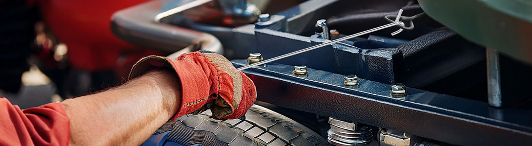 Chrome fifth wheel pin puller with hook- Mytee Products